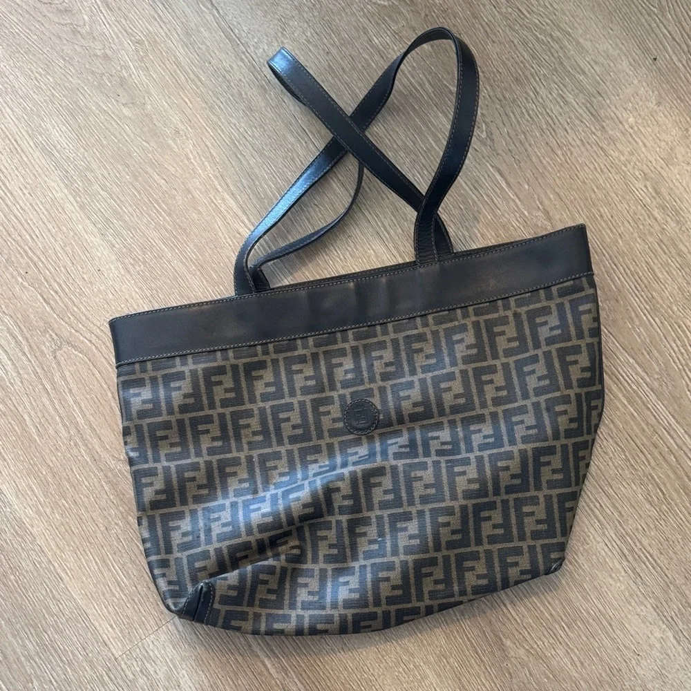 Fendi Black and Brown Logo Tote Bag - Picture 1 of 4